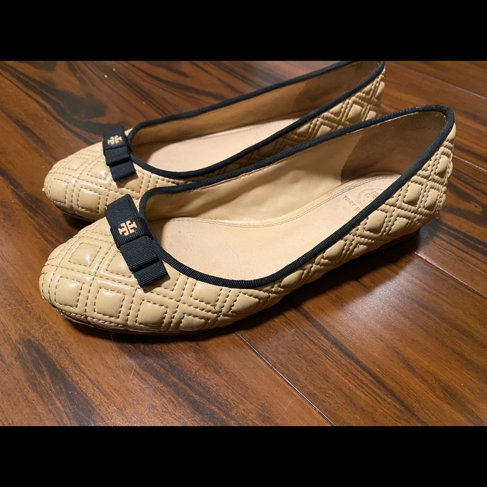 Tory burch quilted flats